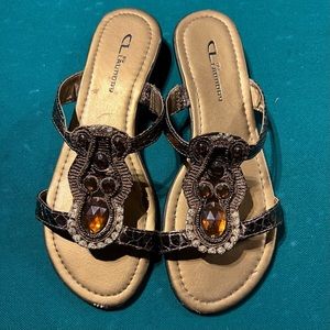 Women’s “Cleopatra-look” slide/sandals, size 8 1/2